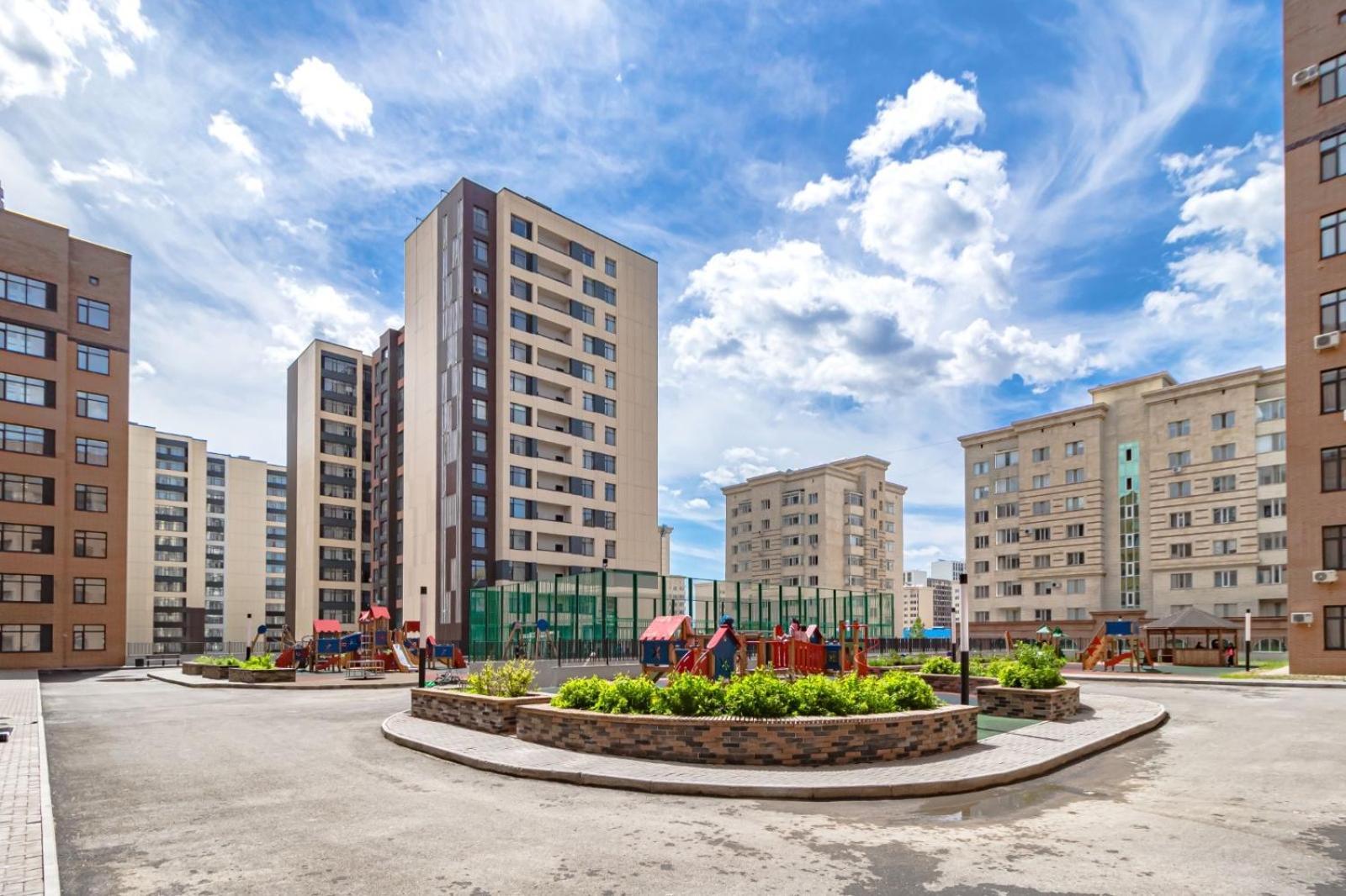 Apartment цветущая сакура